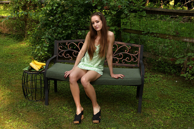 Виктория, 59 лет, 1 размер груди